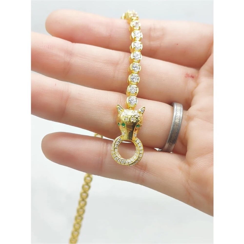 Unbelievably Gorgeous, PANTHER head 14 karat gold Overlay Platinum bracelet - Picture 6 of 9